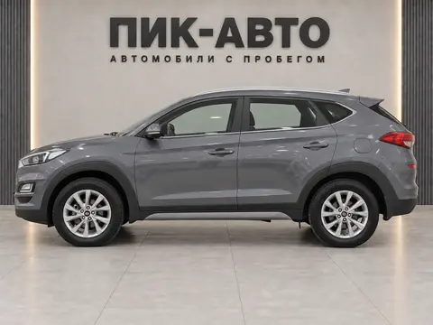 Hyundai Tucson 2018, вид сбоку