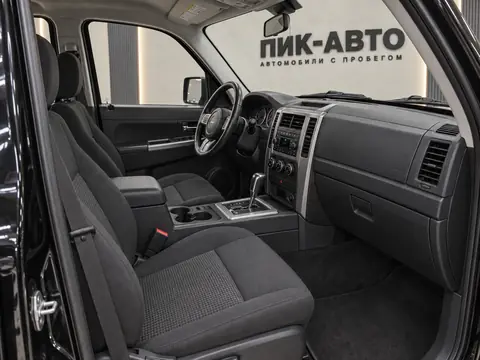 Jeep Grand Cherokee 2010, салон