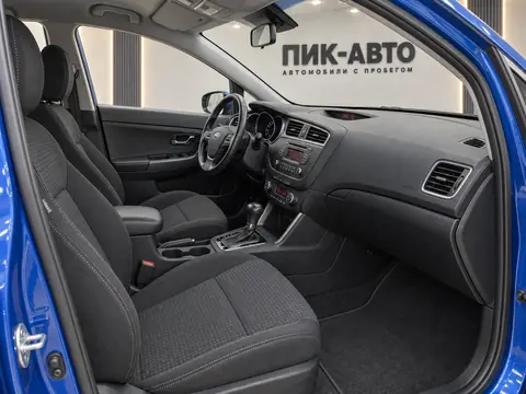 Kia Cee'd 2013, салон
