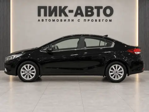 Kia Cerato 2017, вид сбоку