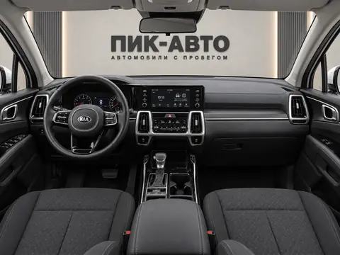 Kia Sorento 2020, панель приборов