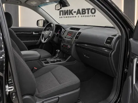 Kia Sorento 2014, салон