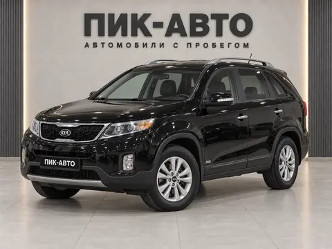 Kia Sorento 2014, вид спереди
