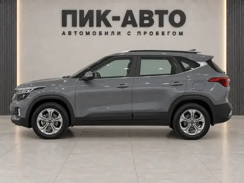 Kia Seltos 2021, вид сбоку