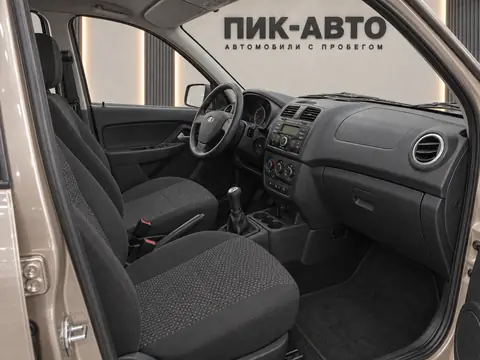 Lada Kalina 2013, салон