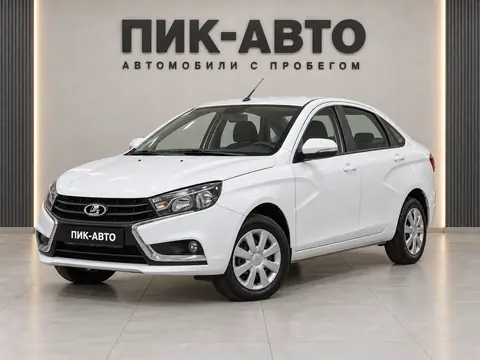 Lada Vesta 2018, вид спереди