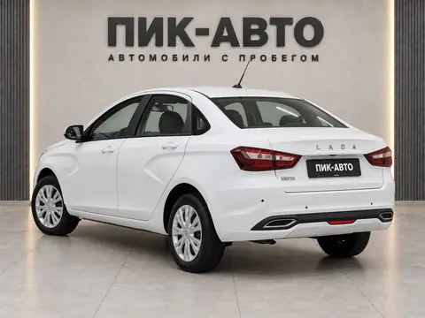 Lada Vesta 2023, вид сзади