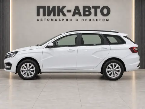 Lada Vesta 2023, вид сбоку