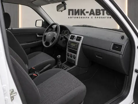 Lada Priora 2012, салон
