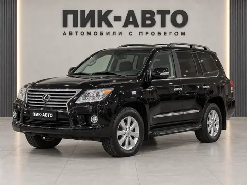 Lexus LX 570 2010, вид спереди