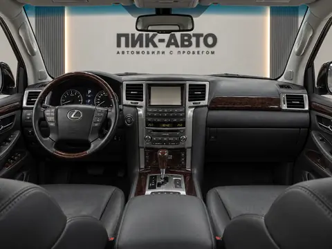 Lexus LX 570 2010, панель приборов