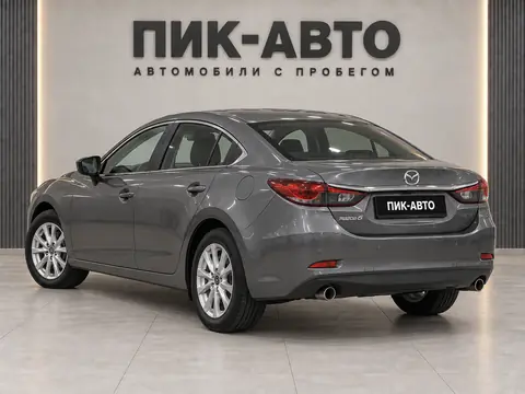 Mazda 6 2013, вид сзади
