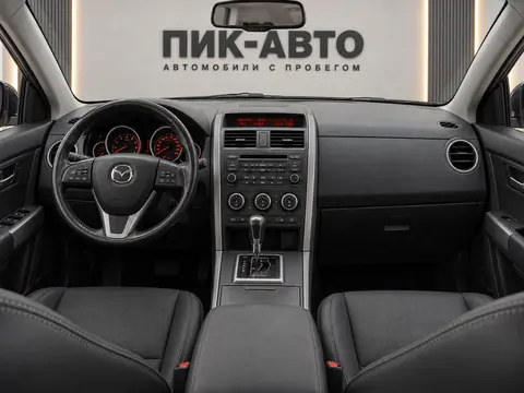 Mazda CX-9 2012, панель приборов