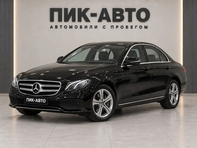 Mercedes-Benz E 200 2016 — с пробегом, седан, черный, вид спереди