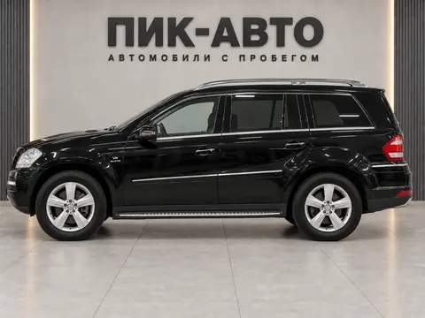 Mercedes-Benz GL 350 CDI 4MATIC 2011, вид сбоку