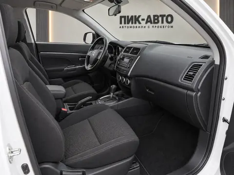 Mitsubishi ASX 2014, салон