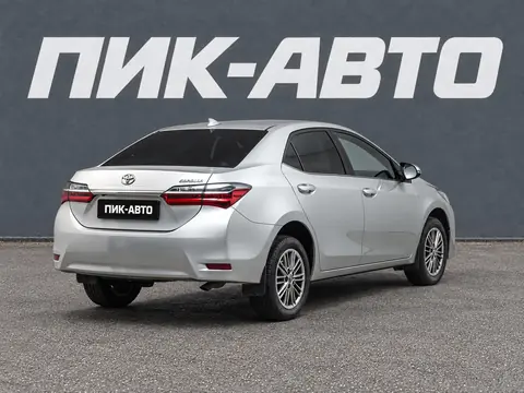 Toyota Corolla 2018, фото 3