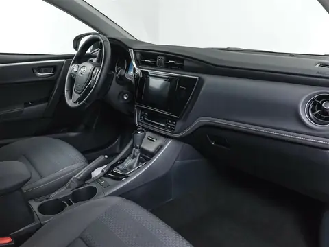 Toyota Corolla 2018, фото 5
