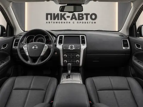 Nissan Murano 2013, панель приборов