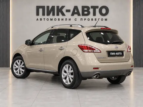 Nissan Murano 2012, вид сзади
