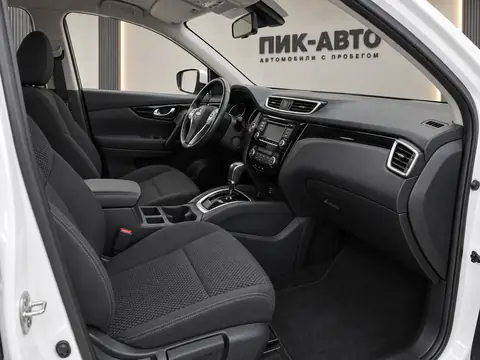 Nissan Qashqai 2017, салон