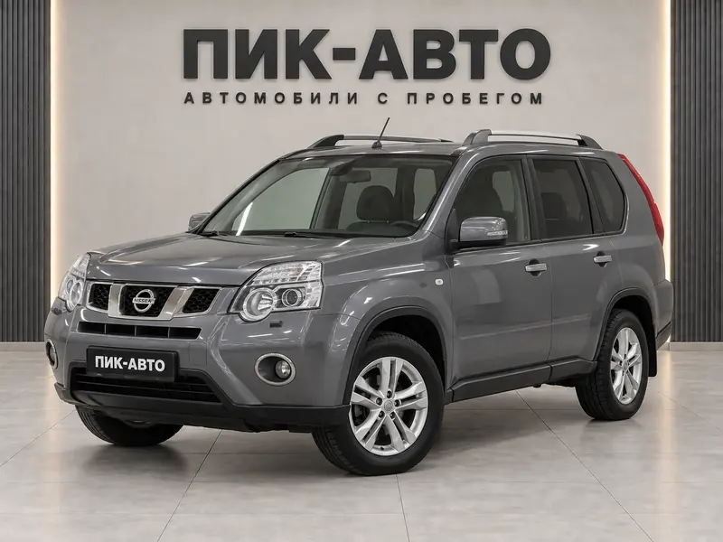Nissan X-Trail 2014 — с пробегом, внедорожник, серый, вид спереди