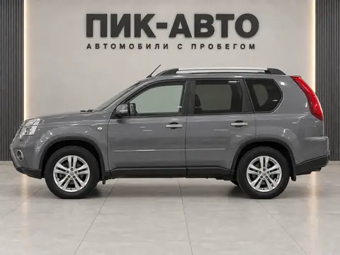 Nissan X-Trail 2014, вид сбоку