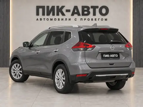 Nissan X-Trail 2019, вид сзади