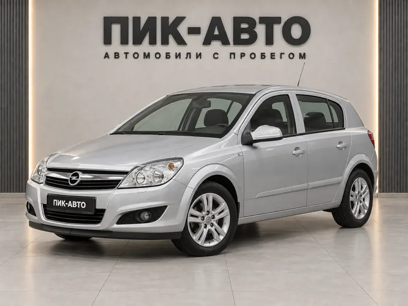 Opel Astra 2012 — с пробегом, хэтчбек, серебристый, вид спереди