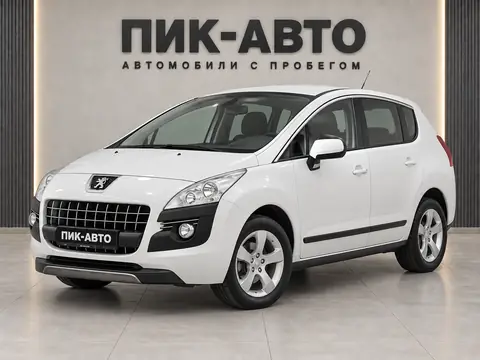 Peugeot 3008 2011, вид спереди