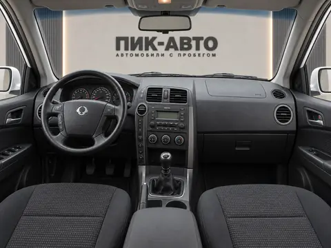 SsangYong Kyron 2014, панель приборов
