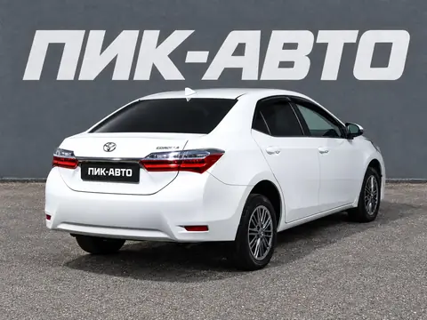 Toyota Corolla 2018, фото 3