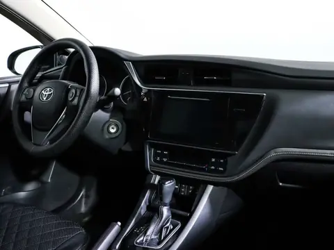 Toyota Corolla 2018, фото 5