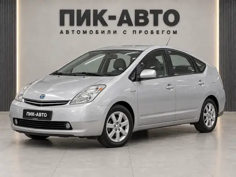 Toyota Prius 2007, вид спереди