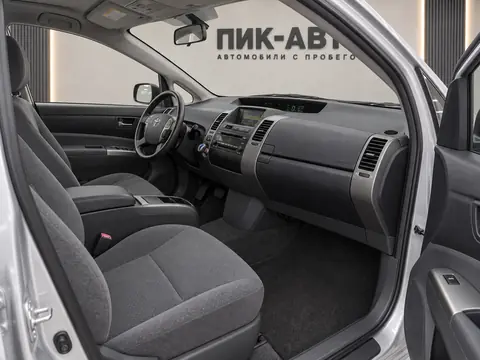 Toyota Prius 2007, салон