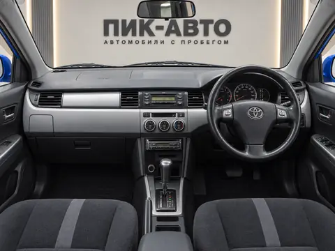 Toyota WiLL VS 2002, панель приборов