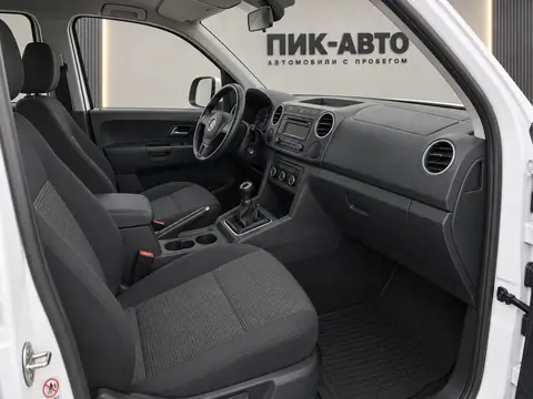Volkswagen Amarok 2012, салон