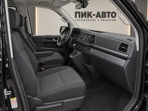 Volkswagen Caravelle 2021, салон
