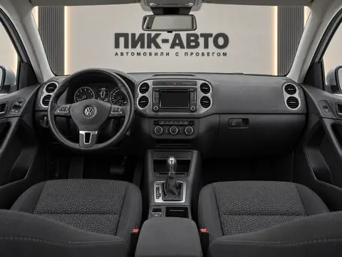 Volkswagen Tiguan 2016, панель приборов
