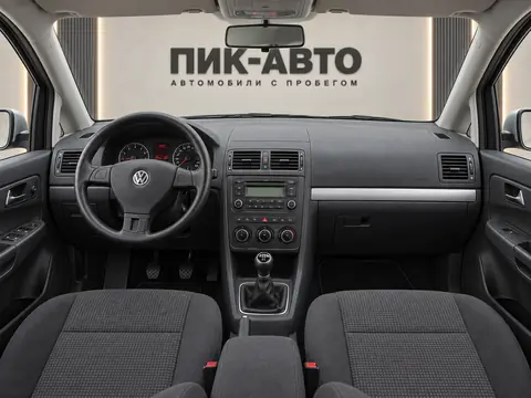 Volkswagen Sharan 2008, панель приборов