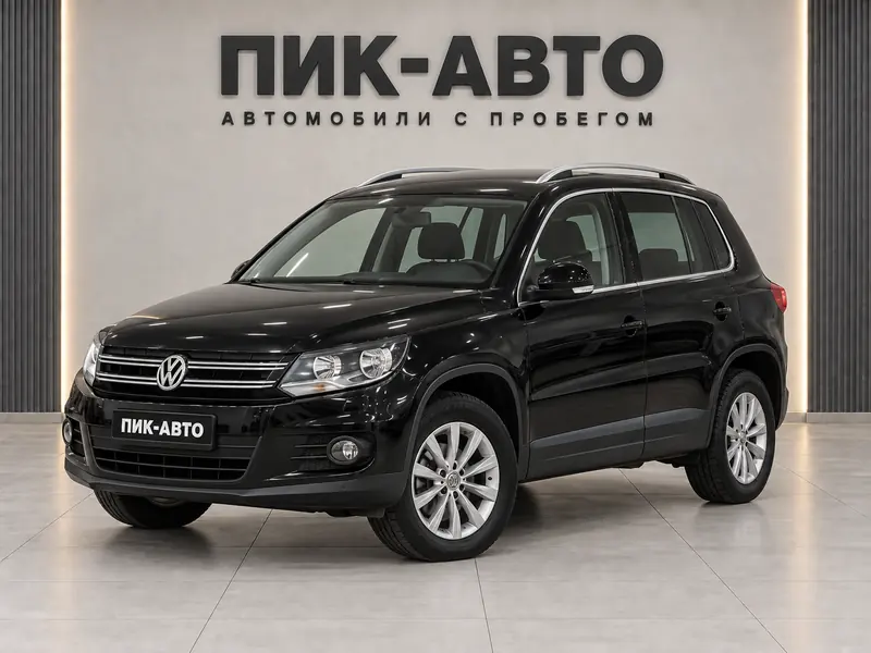 Volkswagen Tiguan 2012 — с пробегом, внедорожник, черный, вид спереди