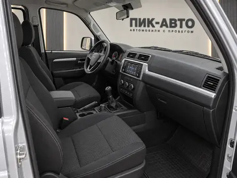 УАЗ Патриот 2018, салон