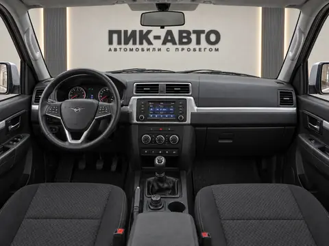 УАЗ Патриот 2018, панель приборов