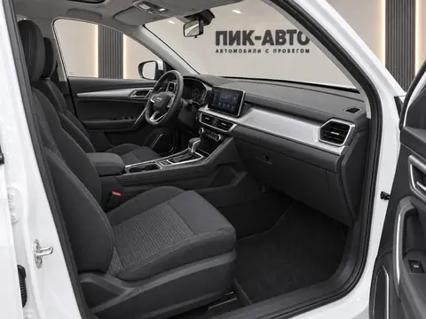 Belgee X50 2026, салон