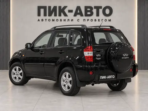 Chery Tiggo T11 2013, вид сзади