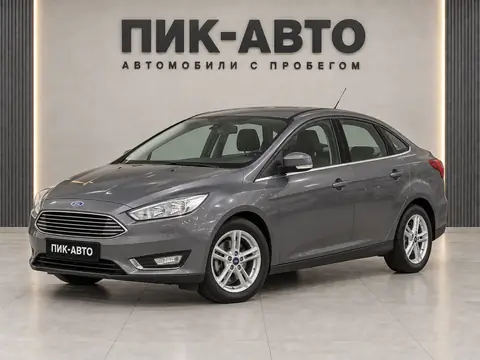 Ford Focus 2016, вид спереди