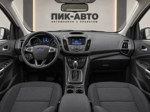 Ford Kuga 2016, панель приборов