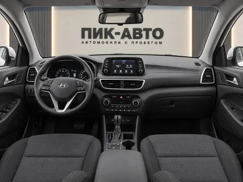 Hyundai Tucson 2019, панель приборов