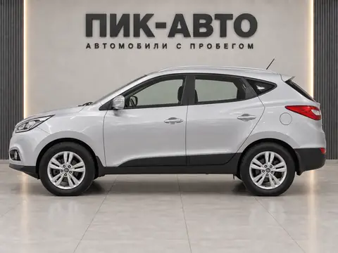 Hyundai ix35 2014, вид сбоку