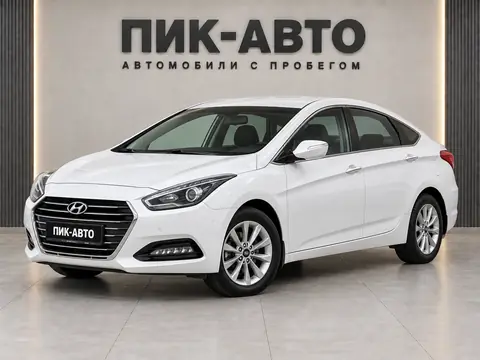 Hyundai i40 2015, вид спереди